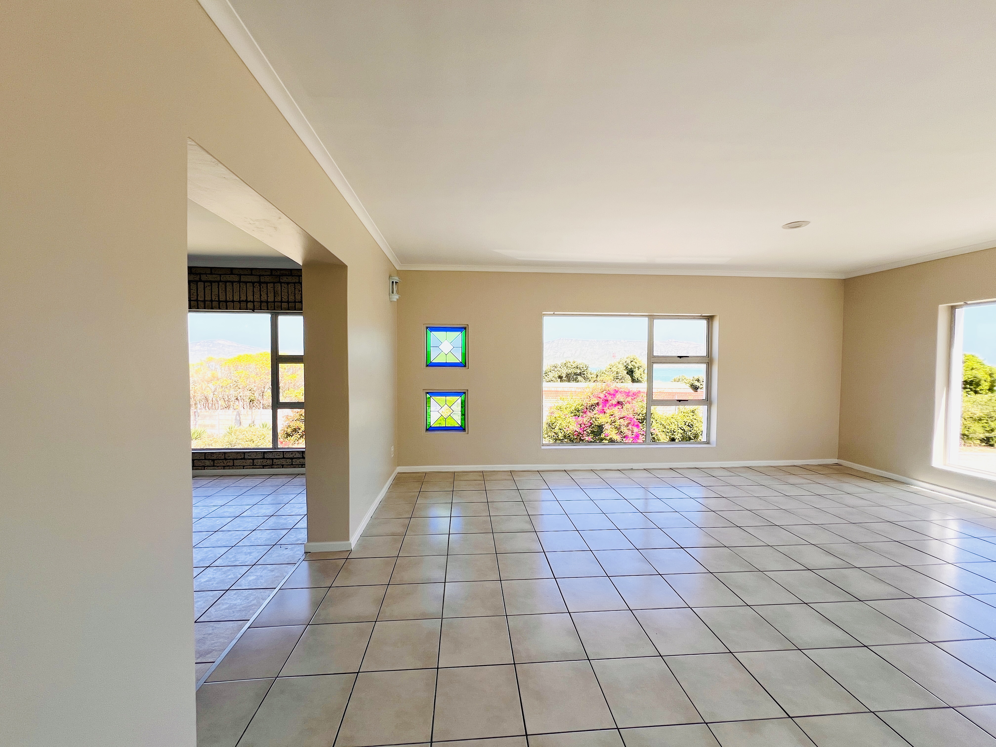 4 Bedroom Property for Sale in Middedorp Western Cape